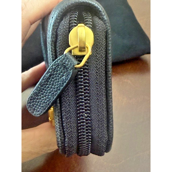 CHANEL BOY Zip Card Wallet Quilted Caviar Black & Gold BAG AND TAG AUTENTIC NEW! - Picture 5 of 8